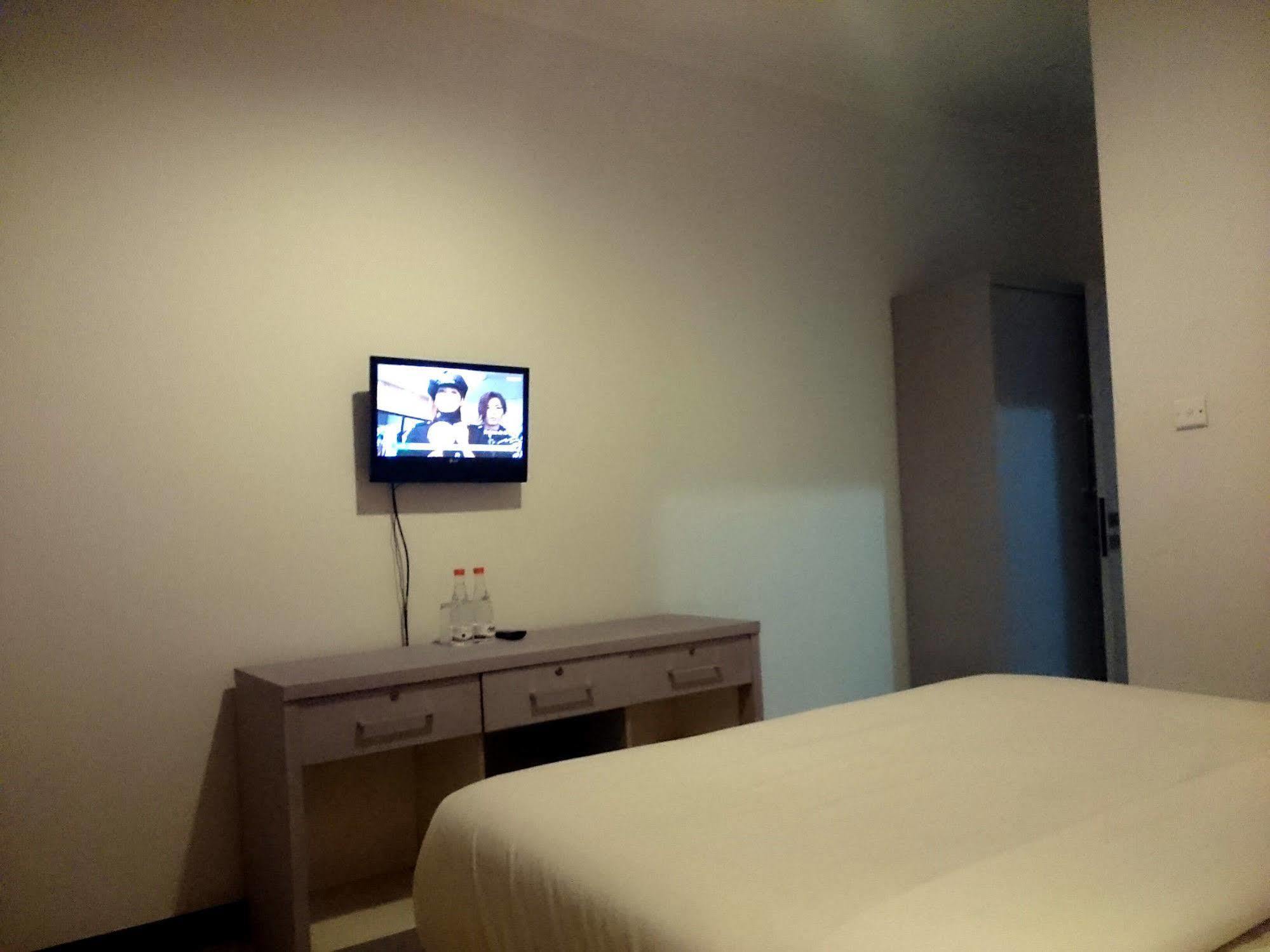 Resor Unik 2*